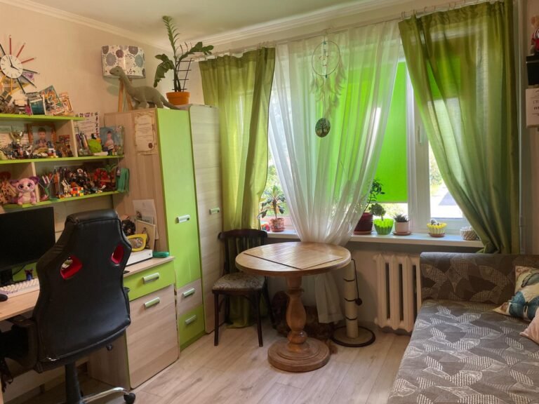 b79b3bf5-efba-41f2-ac2f-0722be5d748f