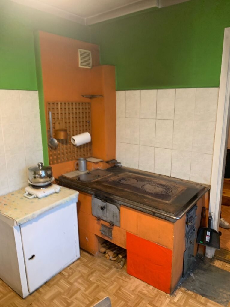 5fbdce2b-b714-4693-ab07-8d822494e862